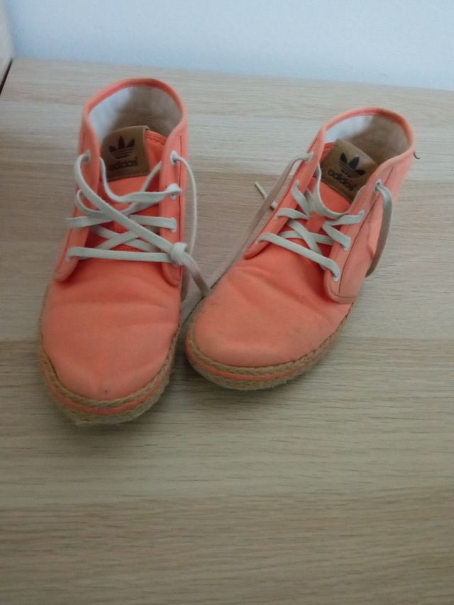 Scarpe Adidas arancioni n. 39 stile clarks