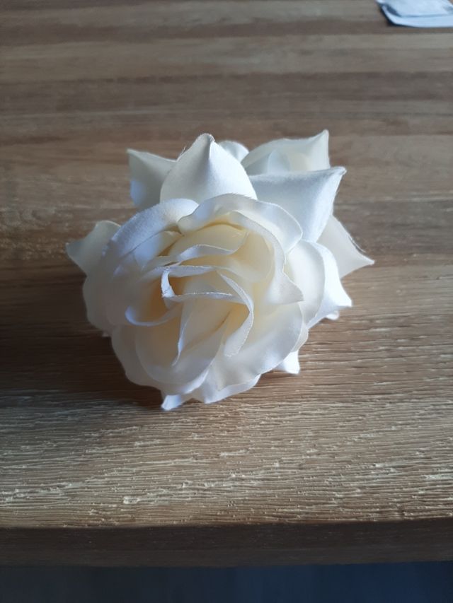 LOTE ,FLAMENCO, BALLET, FLORES, PEINETAS