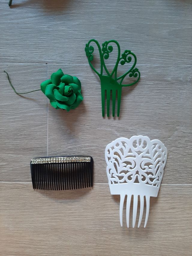 LOTE ,FLAMENCO, BALLET, FLORES, PEINETAS