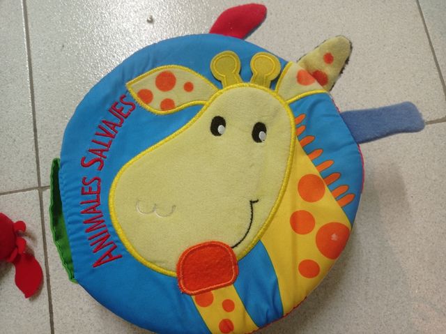 Marionetas cuento de tela y cuento de animales.