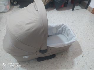 carro con bolso y capazo marca inglesina