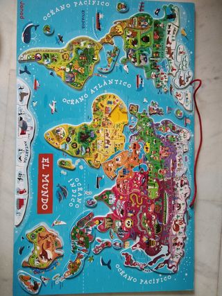 Puzzle magnético del mundo