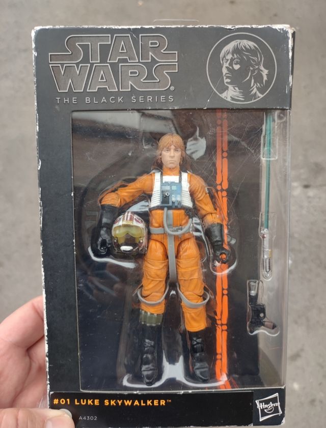 STAR WARS THE BLACK SERIES ( LUKE SKYWALKER )