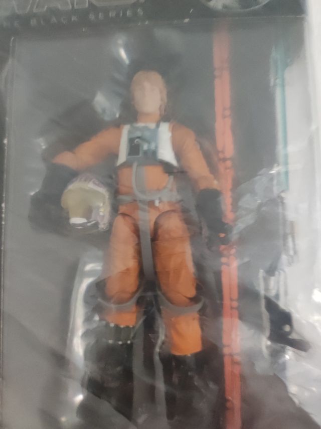 STAR WARS THE BLACK SERIES ( LUKE SKYWALKER )