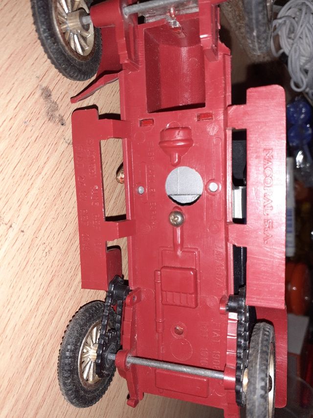 Coche Fiat 1908 maqueta