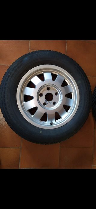 Llantas y neumáticos de invierno