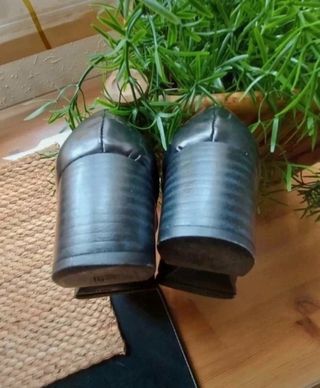 Zapato negro de piel