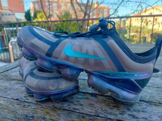 Nike vapormax 41 de segunda mano por 20 EUR en Palazuelos de Eresma en  WALLAPOP