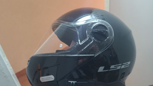 casco ls2 strobe