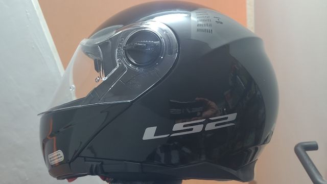 casco ls2 strobe