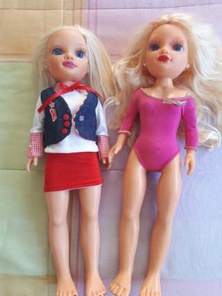 2 muñecas Nancy