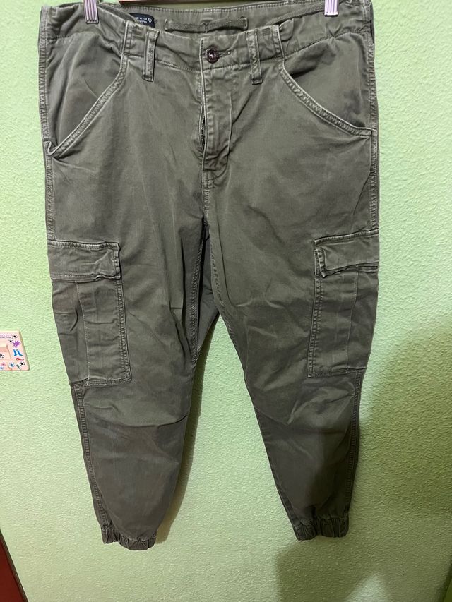 Conjunto militar zara