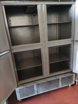 NEVERA DE HOSTELERÍA 4 PUERTAS NUEVA 
