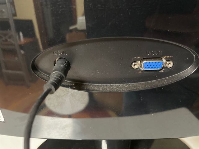 Pantalla monitor LG 19