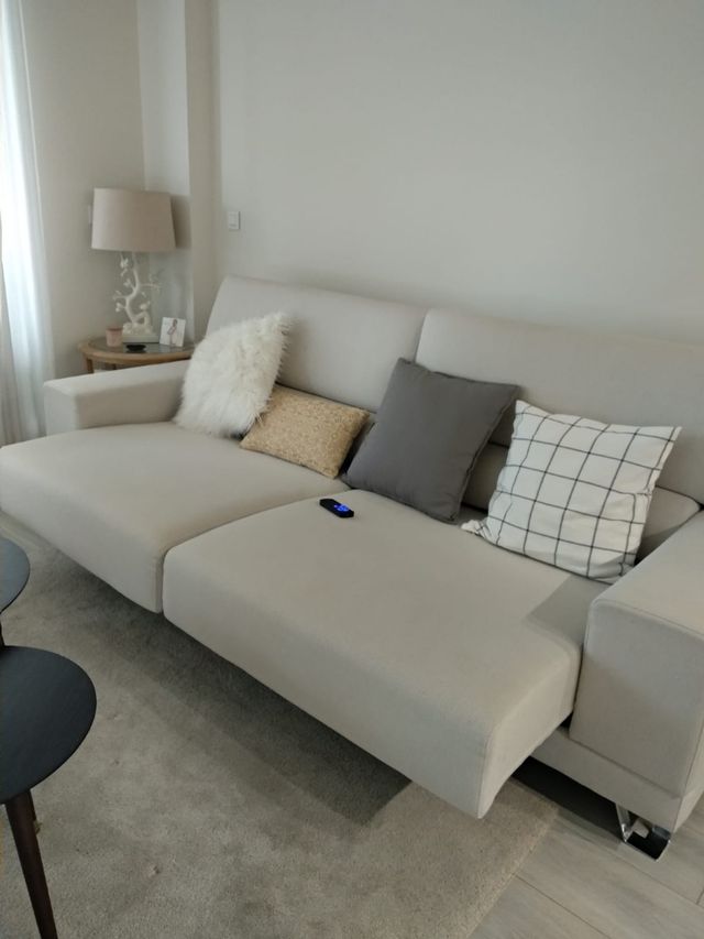 Sofá eléctrico 4 plazas de Kibuc