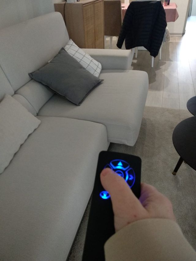 Sofá eléctrico 4 plazas de Kibuc