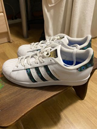 Adidas de segunda mano por 40 EUR en Torrejón de Ardoz en WALLAPOP