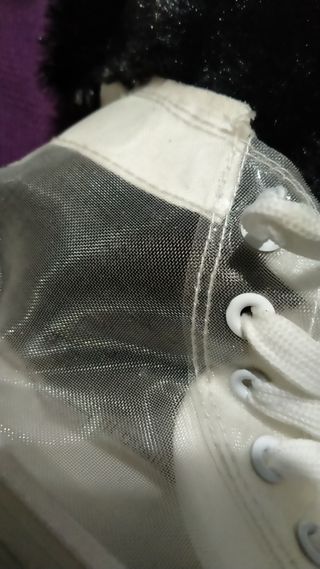 zapatos en tela de Nylon.