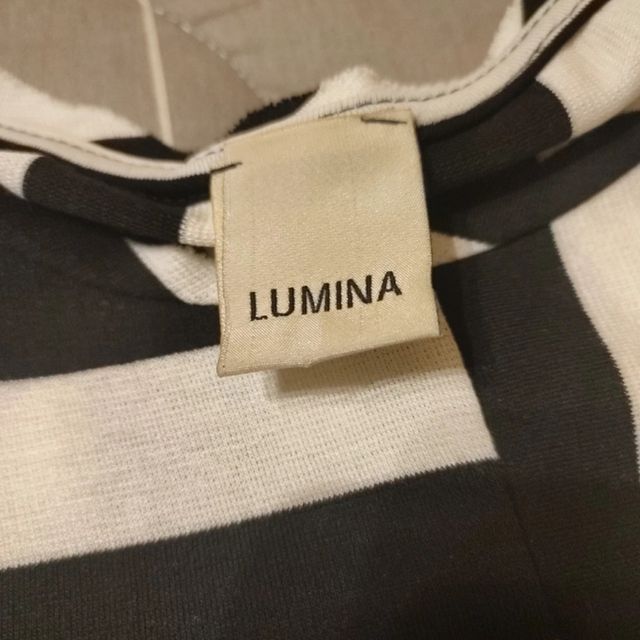 Vestito con motivo a righe