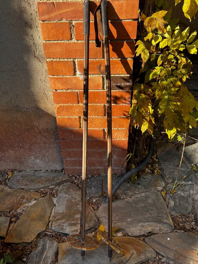 Palos antiguos Ski de madera