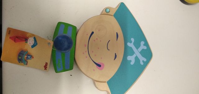 Percha pirata infantil de Haba