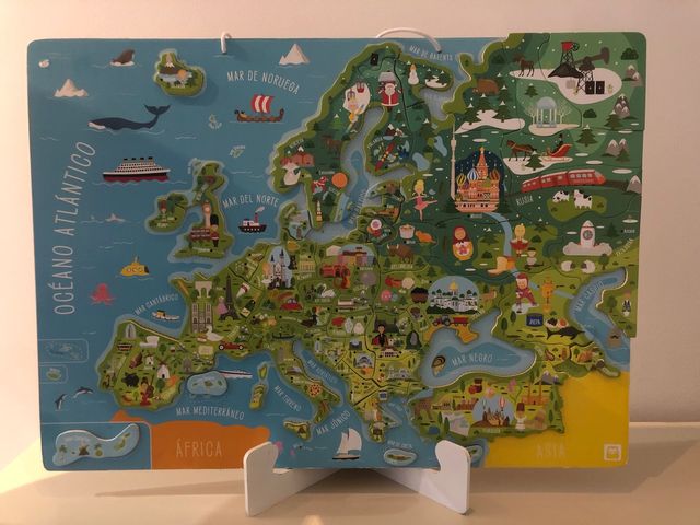 Mapa de Europa magnético de madera