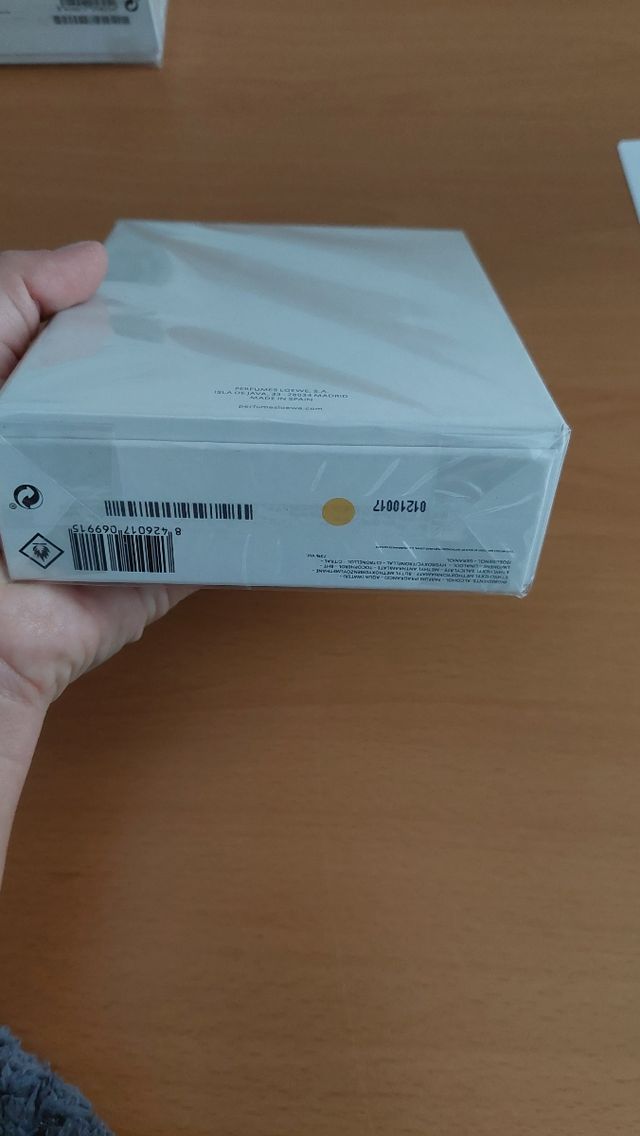 perfume loewe solo ella.