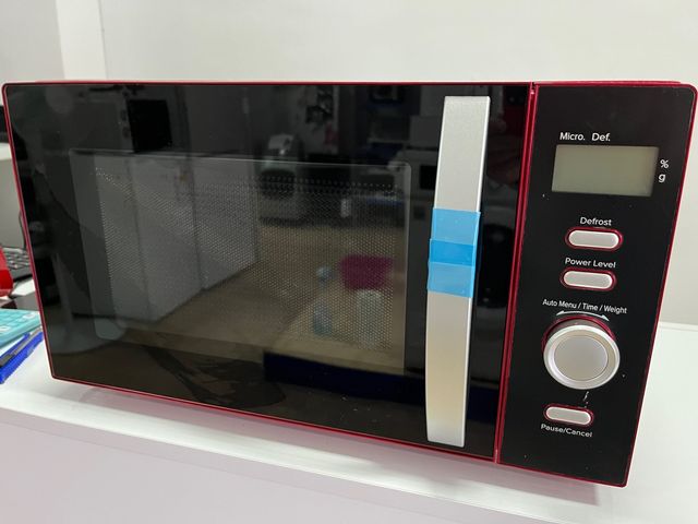 Microondas rojo DUNELM
