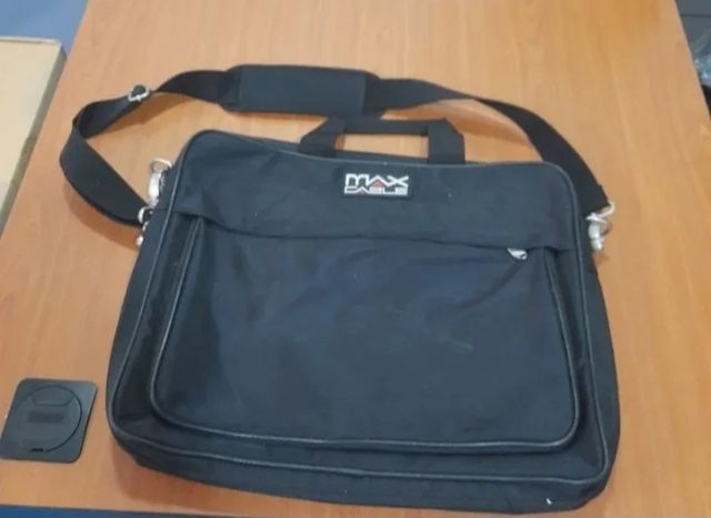 Tres fundas para ordenador portátil o tablet