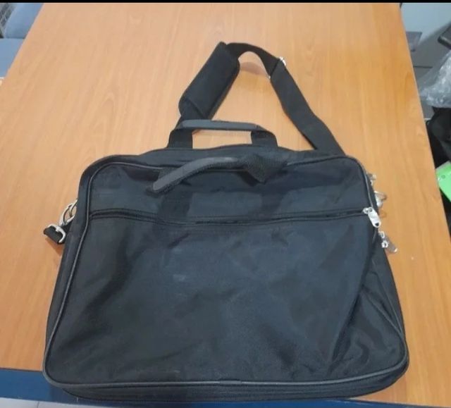 Tres fundas para ordenador portátil o tablet