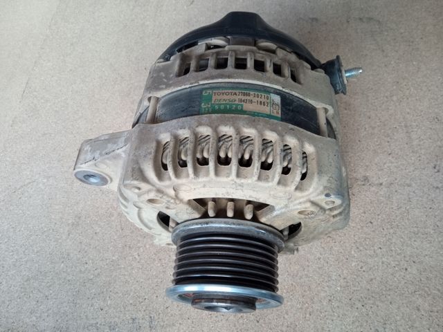 Alternador Toyota land cruiser j150 3.0