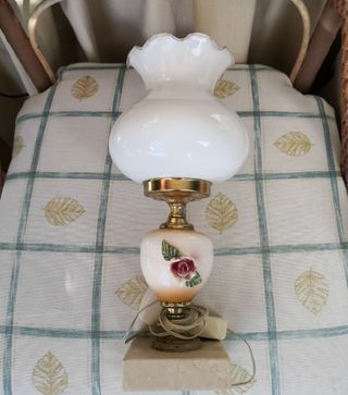 Preciosa lamparita de mesa