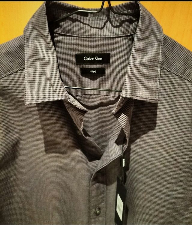 Camisa Calvin Klein nueva.