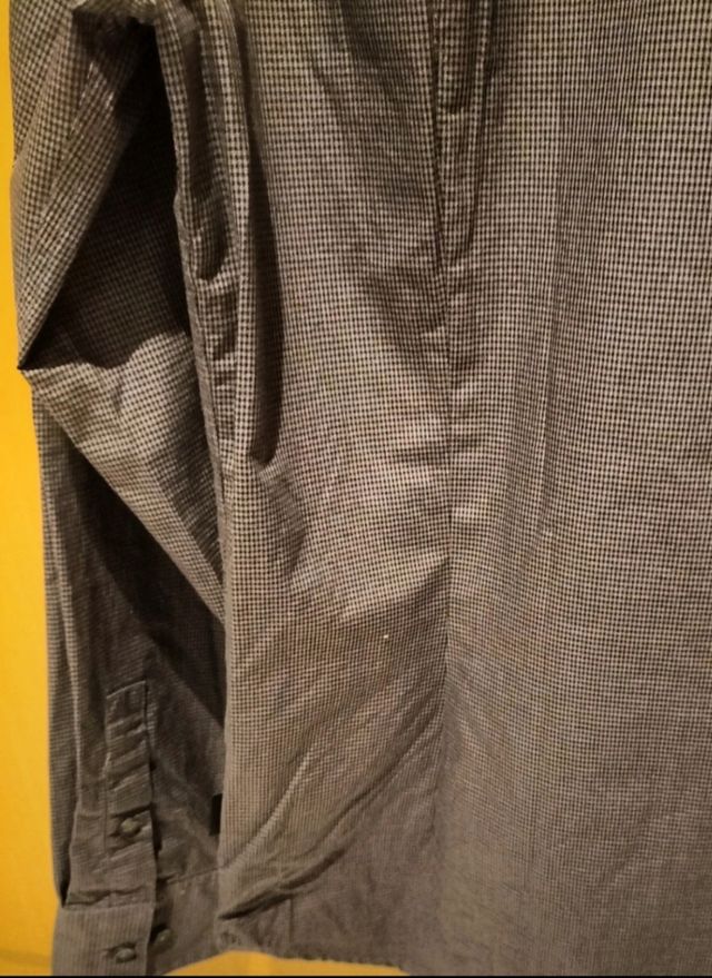 Camisa Calvin Klein nueva.