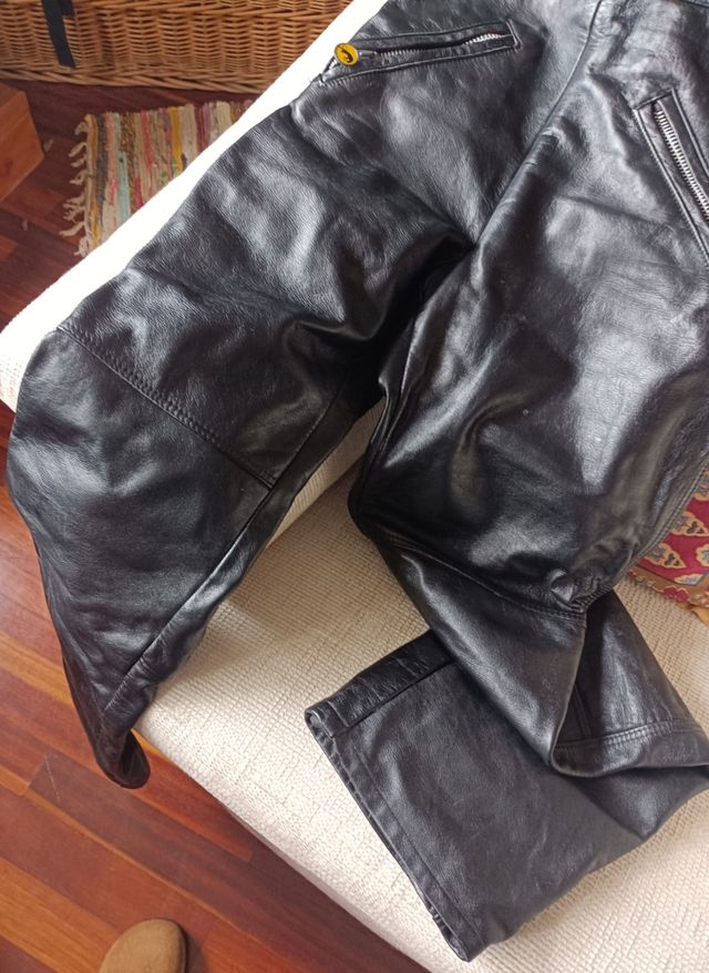 Peto moto de piel marca Furygan