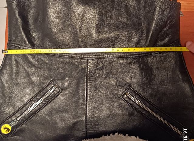 Peto moto de piel marca Furygan