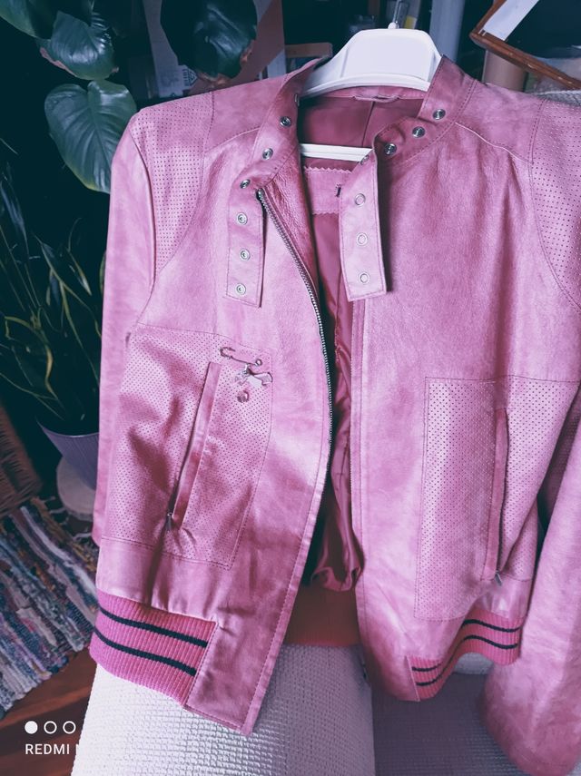 Cazadora de piel. Diseño Inpe