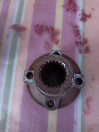 Pueza clave del motor y pipa del delco Seat 600 