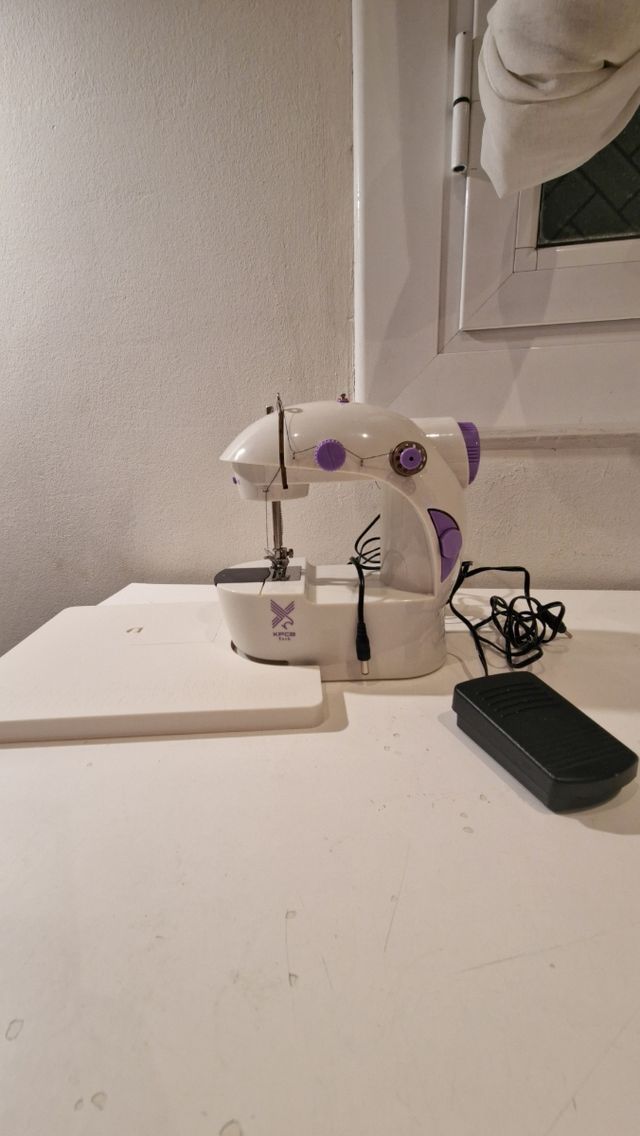 mini maquina de cocer