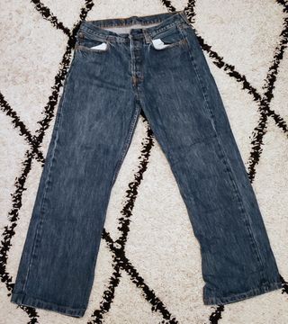 Pantalones vaqueros Levis 501 con aberturas bajos 