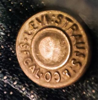 Pantalones vaqueros Levis 501 con aberturas bajos 