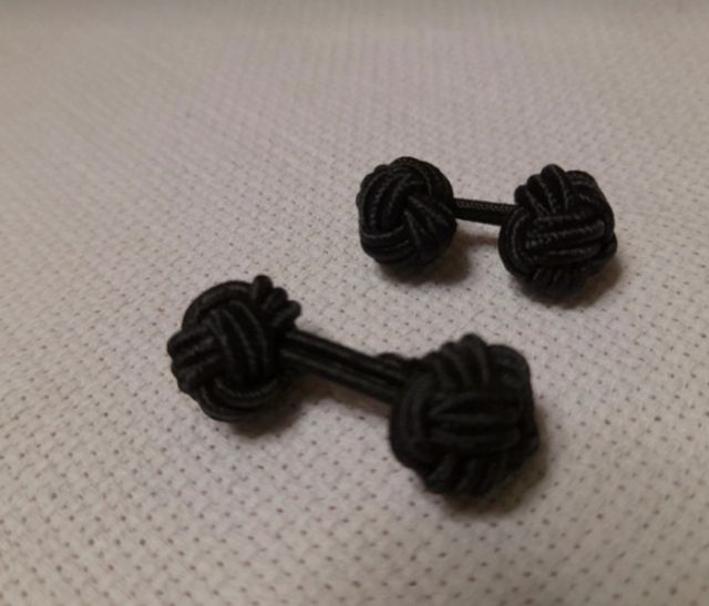 Camicia elegante con fafallina e gemelli