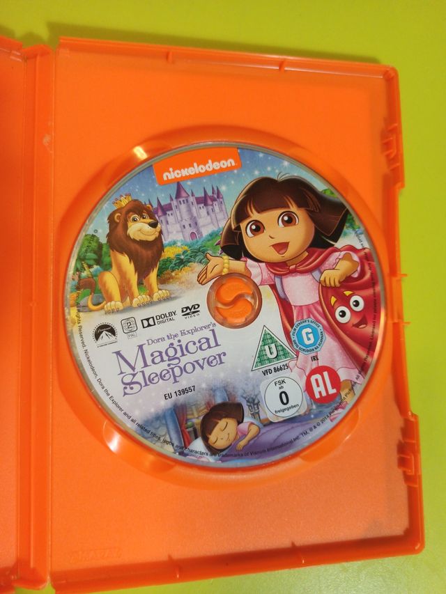 Lote 3 DVD Dora la Exploradora de segunda mano por 17 EUR en Valencia