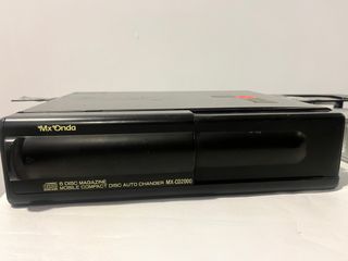 Equipo de música completo para automóvil Mx Onda.-