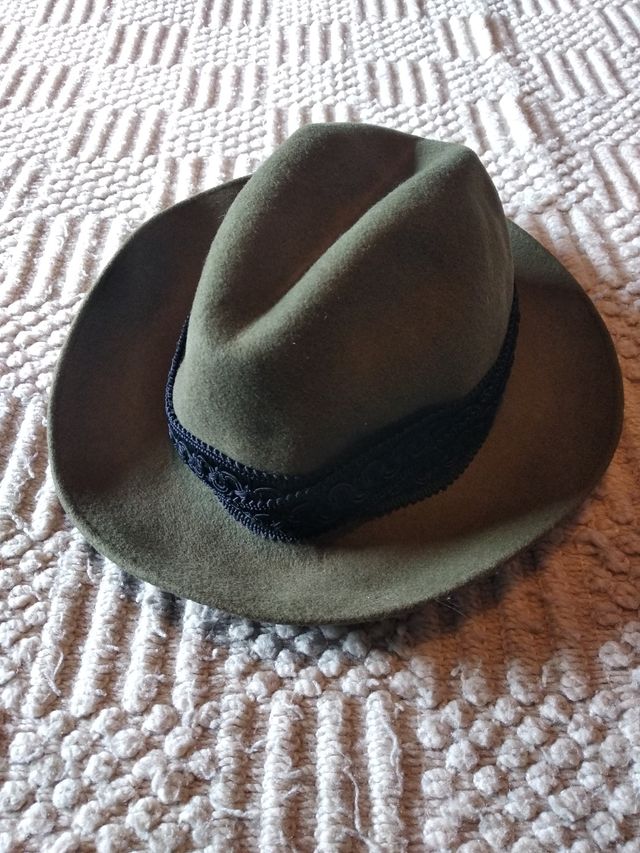 Sombrero verde mujer