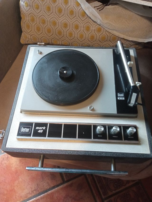 Tocadiscos vintage ...