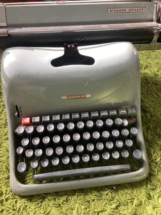 Máquina escribir Hispano Olivetti Lexicon 80