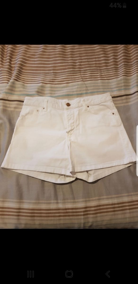 Pantalon corto Stradivarius