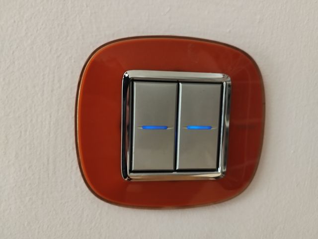 Interruptores naranjas