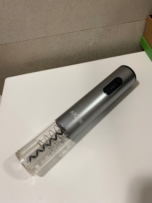 Apribottiglie elettrico